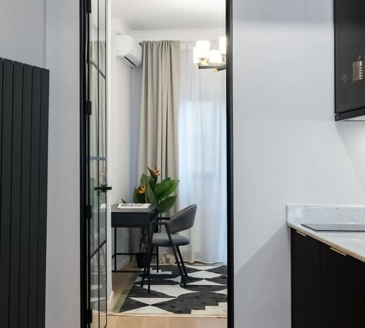 Luxurious 2Br Apartment - City Center Bucharest