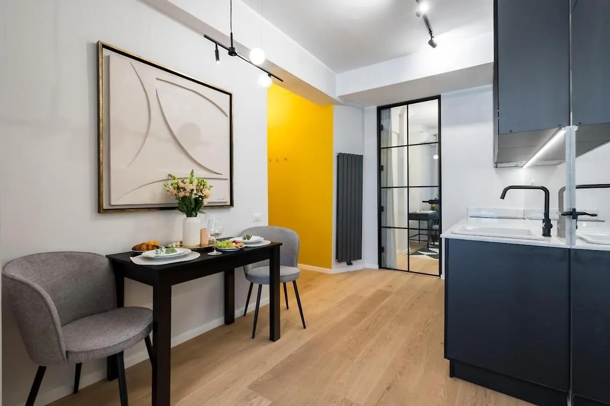 Luxurious 2Br Apartment - City Center Bucharest Romania