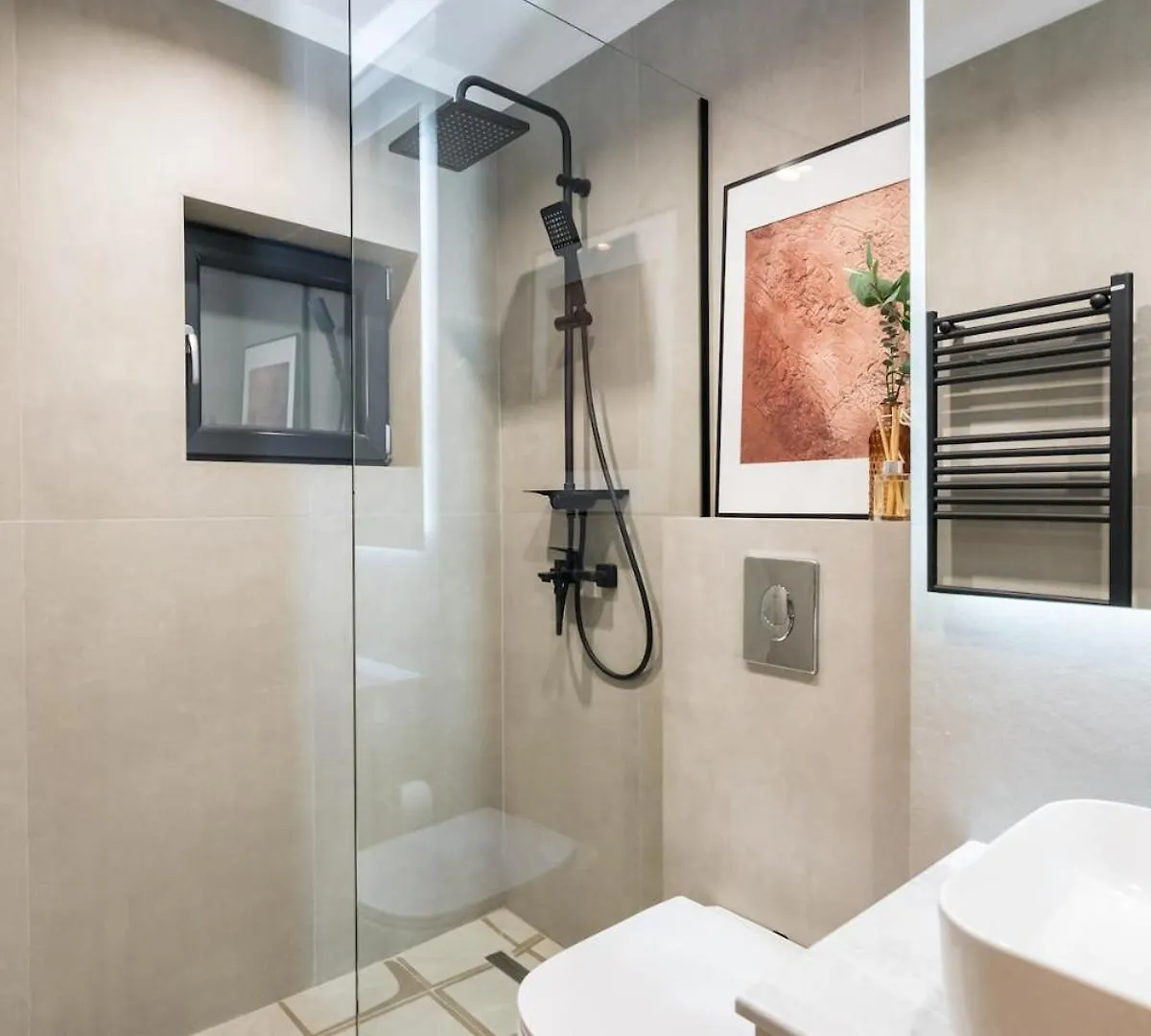 Luxurious 2Br Apartment - City Center Bucharest Romania