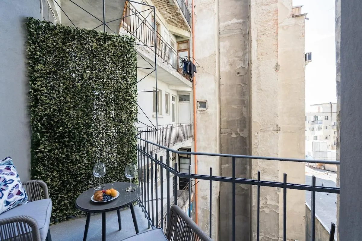 Luxurious 2Br Apartment - City Center Bucharest