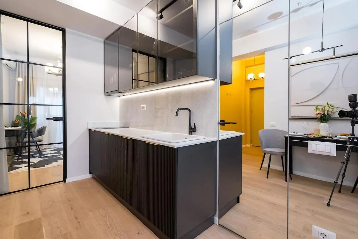 Luxurious 2Br Apartment - City Center Bucharest