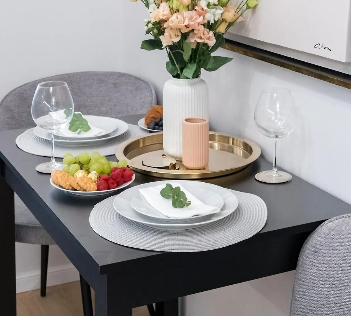 Luxurious 2Br Apartment - City Center Bucharest